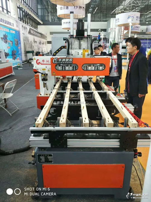 厂家直销数控榫槽机图片 木工机床相册与木材加工技术解析