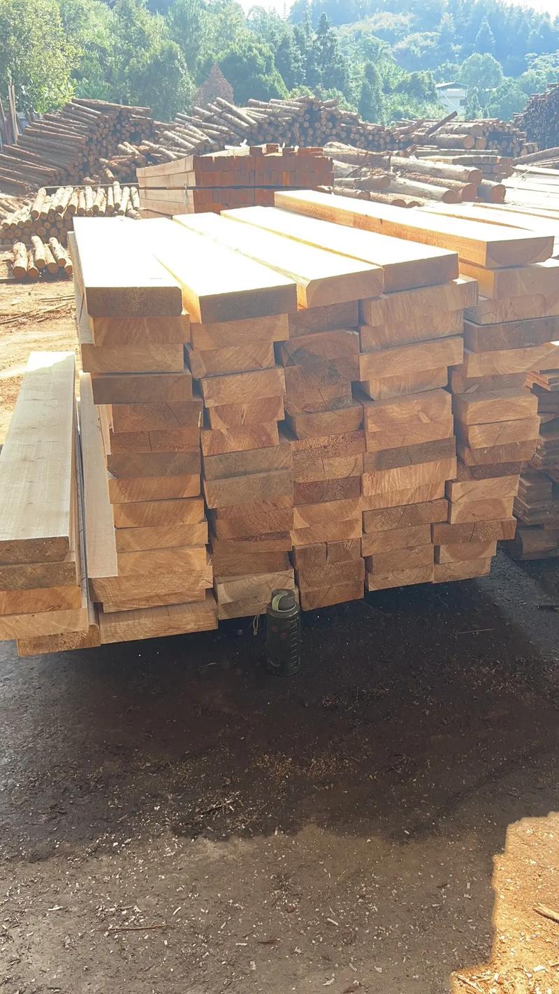 匠心独运，品质卓越 走进我们的纯手工木材加工世界